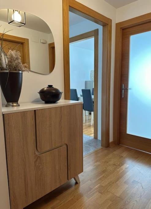 Studio 14 + Garaje Incluido. Nuevo, Elegante, Acogedor. Haro Extérieur photo